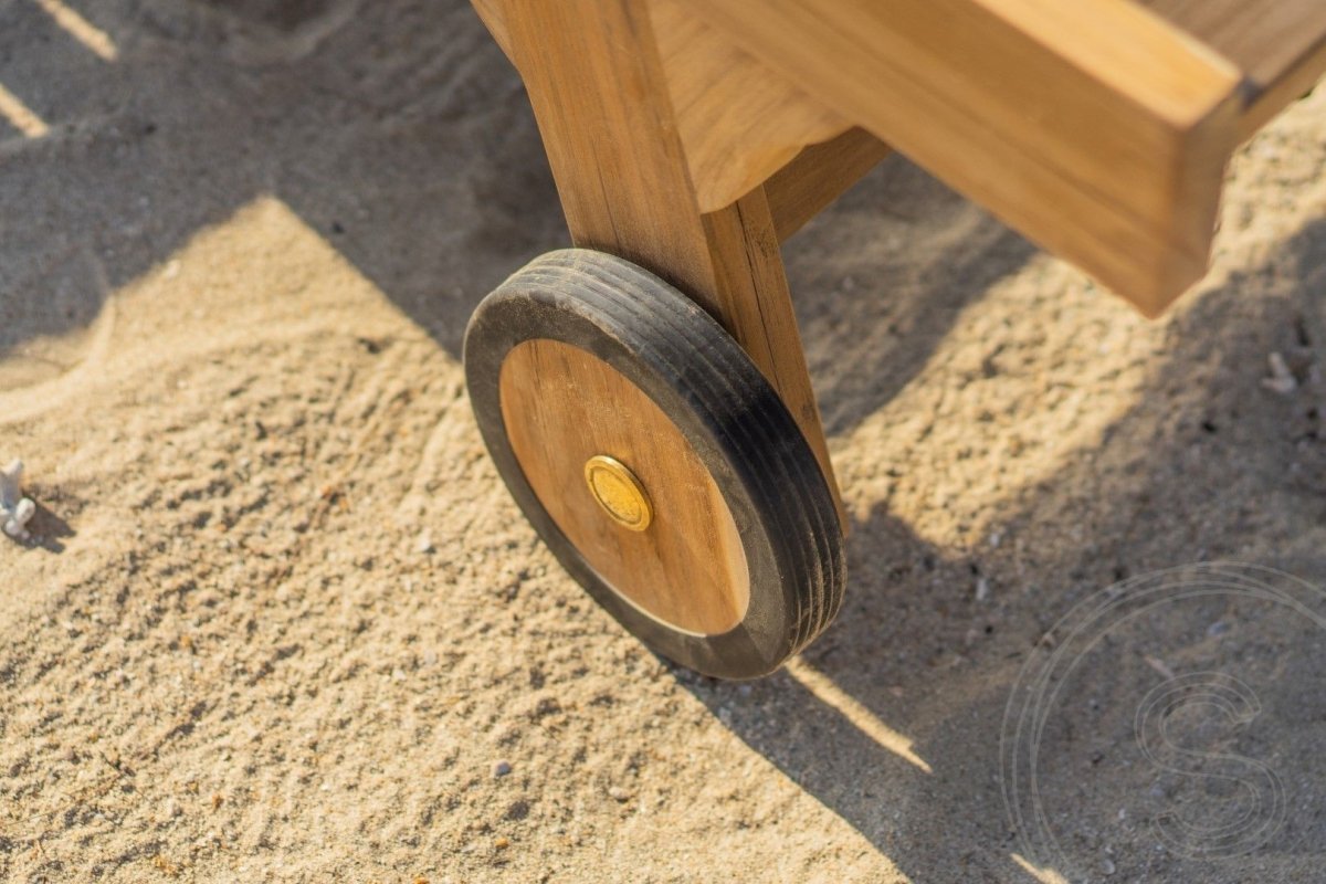 Batyline Liegestuhl - Souren Furniture (CH)