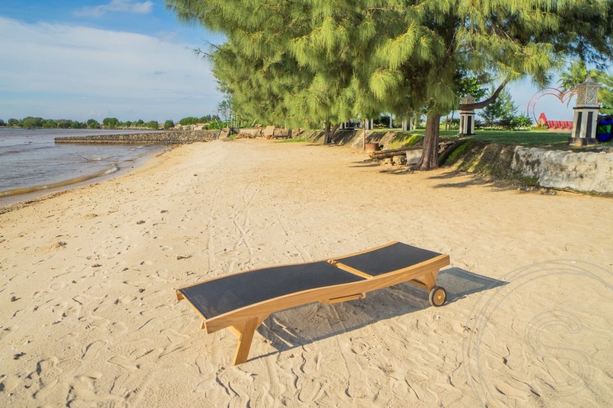 Batyline Liegestuhl - Souren Furniture (CH)