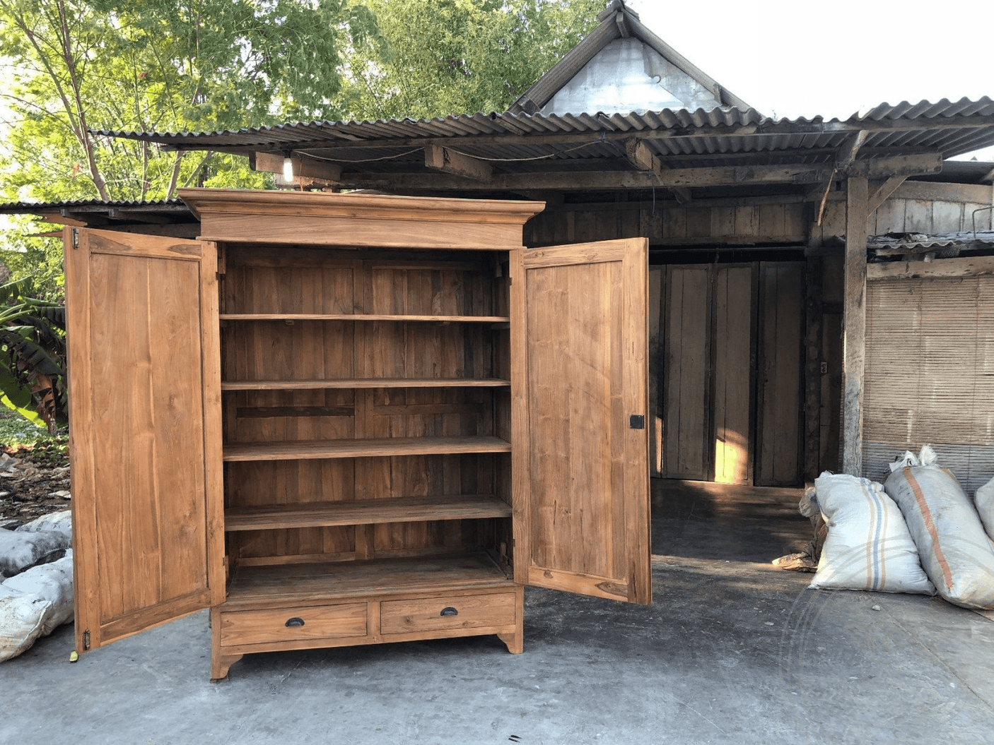 Teak kast 140cm - Souren Meubels