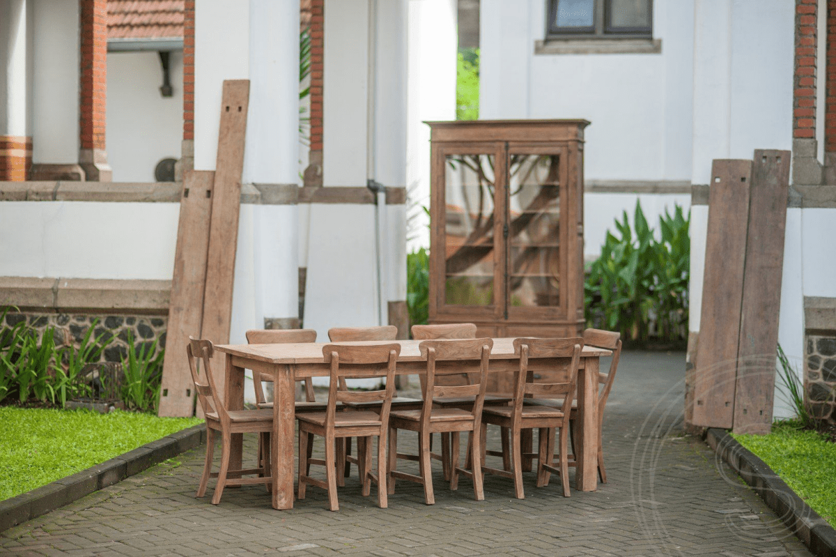 Teak Tisch Rustikal 200x100 + 8 Stühle