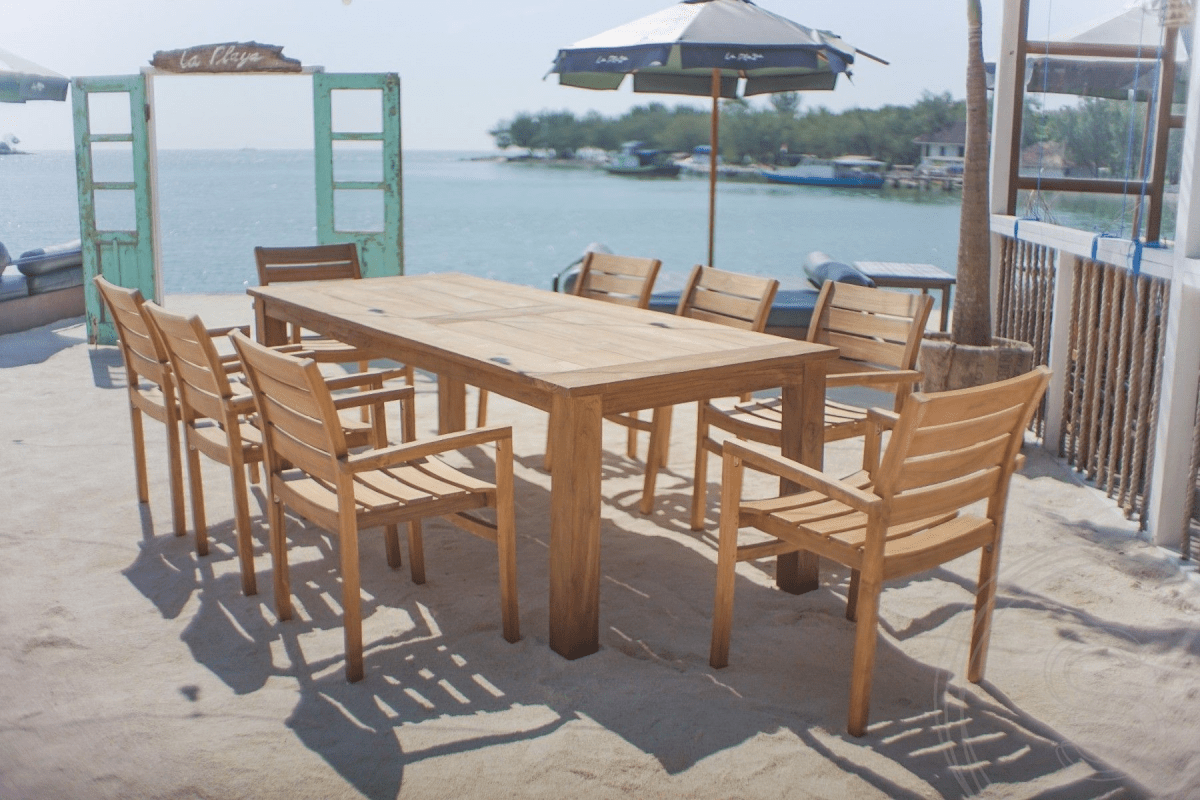 Teak Gartentisch 240 x 100 + 8 Gartenstühle Stacking