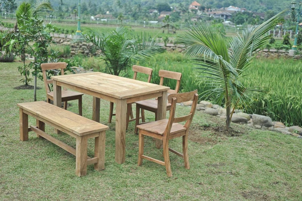 Teakholz Gartentisch 140 x 90 - Souren Furniture (CH)