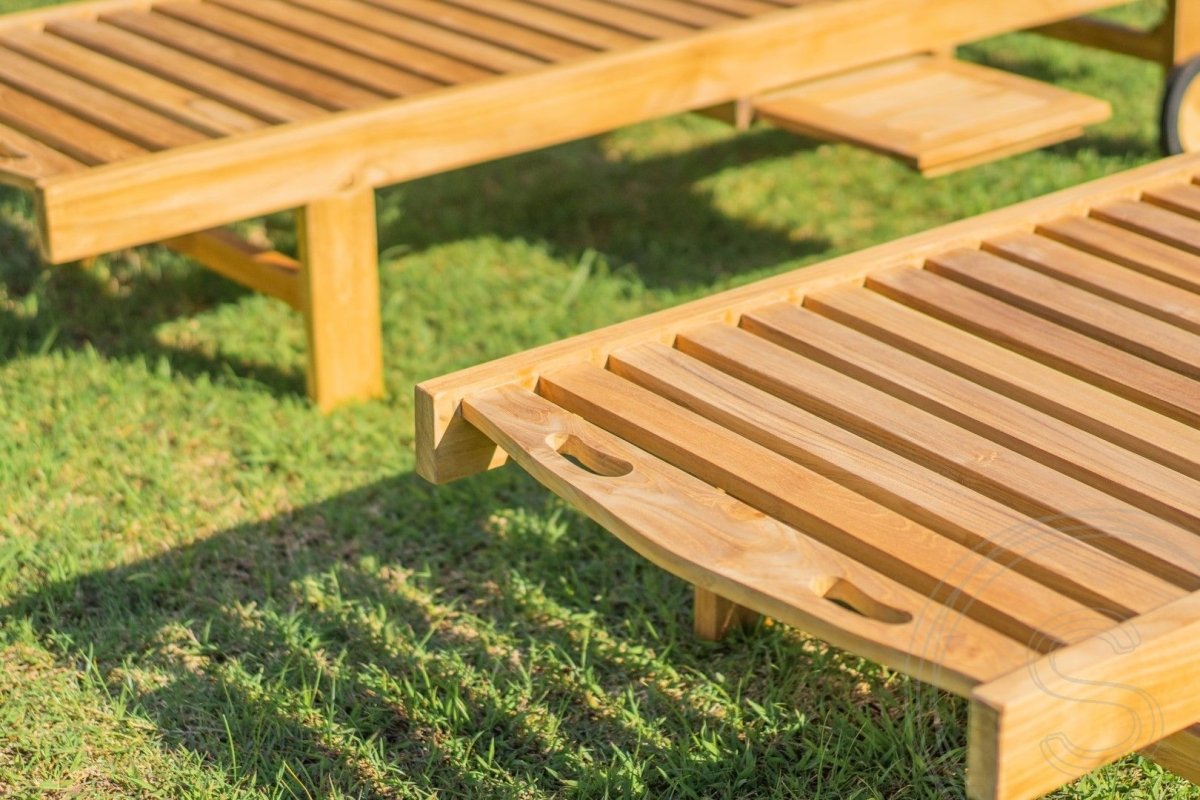 Teakholz Liegebett mit Rollen - Souren Furniture (CH)