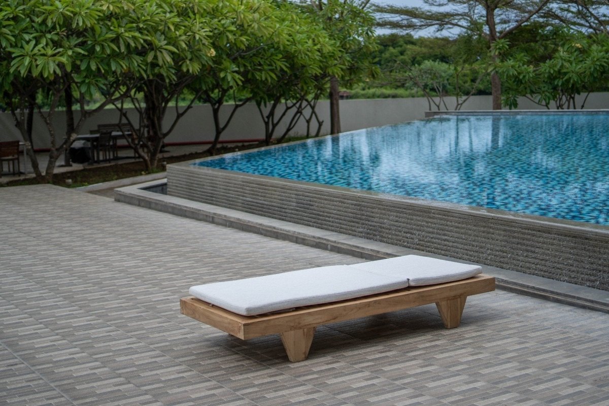 Teakholz Lounger Algarve - Souren Furniture (CH)