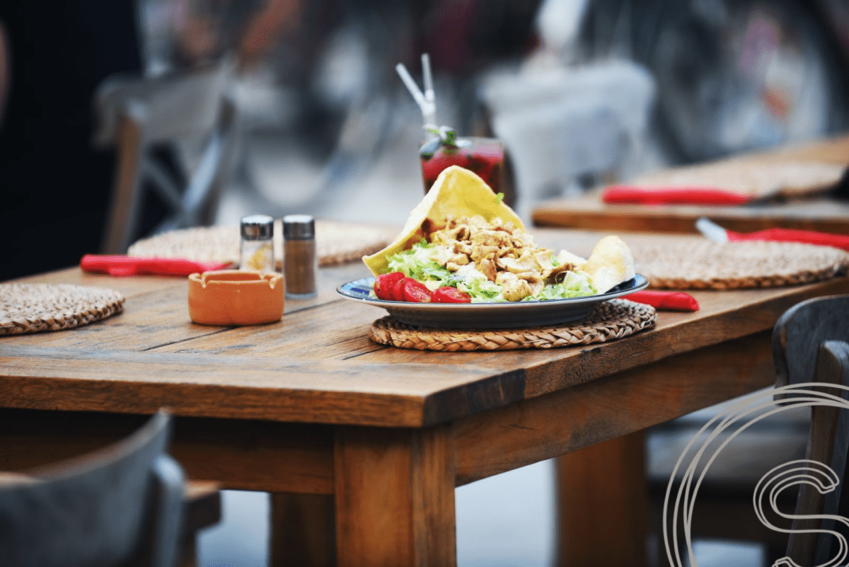 Terrasmeubilair voor restaurant in Ljubljana - Souren Meubels