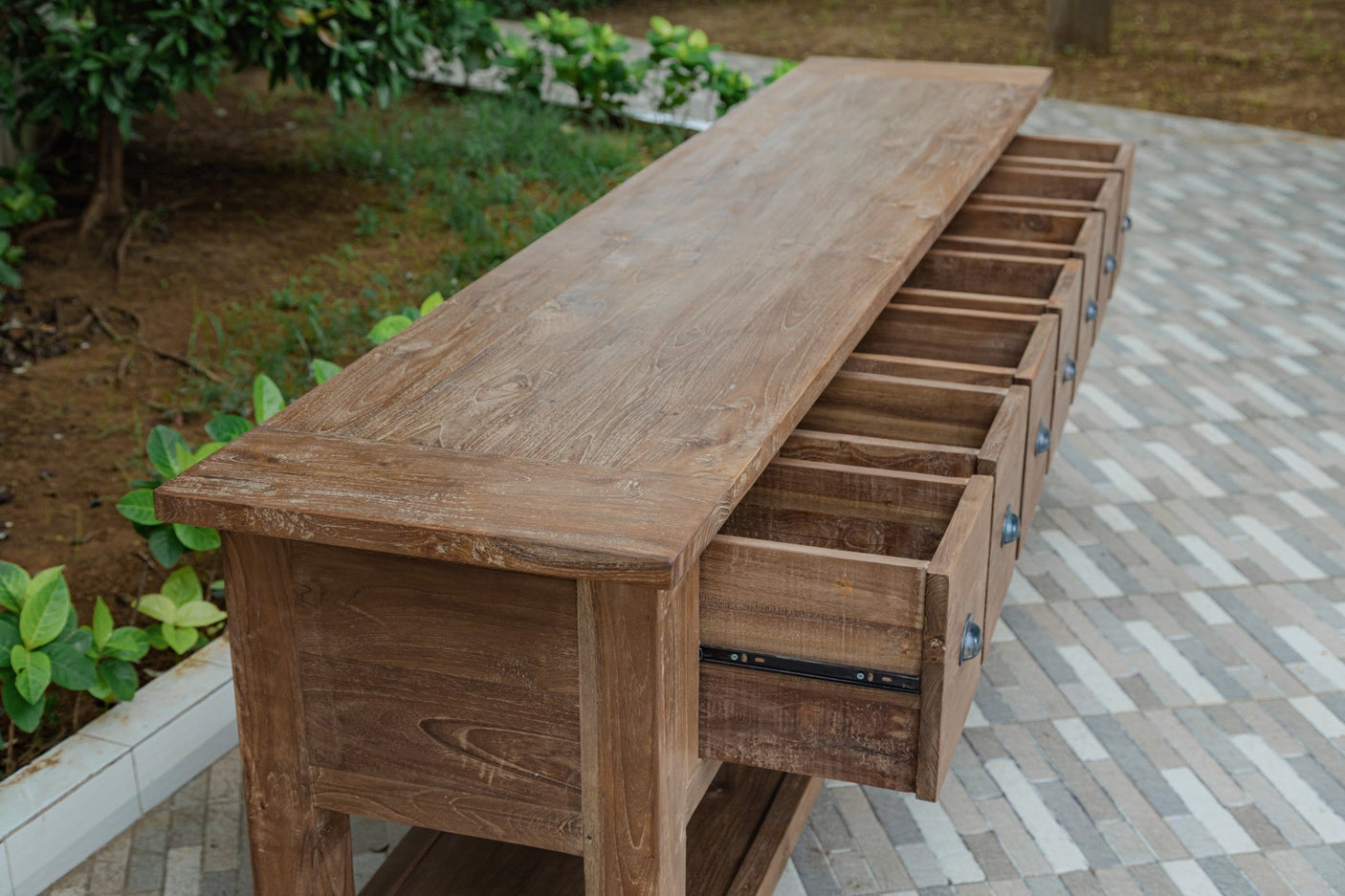 Rustikales Teak Sideboard mit Schubladen 200 / 250 cm
