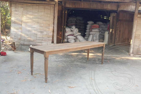 Antiker Teakholz Tisch 240 cm - Souren Furniture (CH)