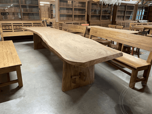 Baumstammtisch aus Suarholz 4 Meter - Souren Furniture (CH)