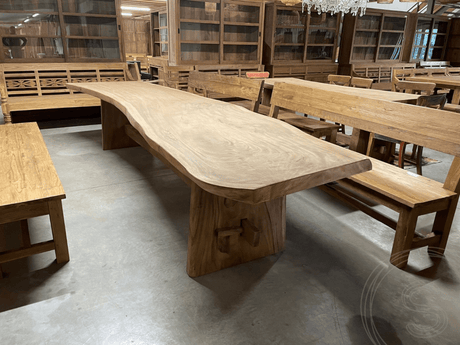 Baumstammtisch aus Suarholz 4 Meter - Souren Furniture (CH)