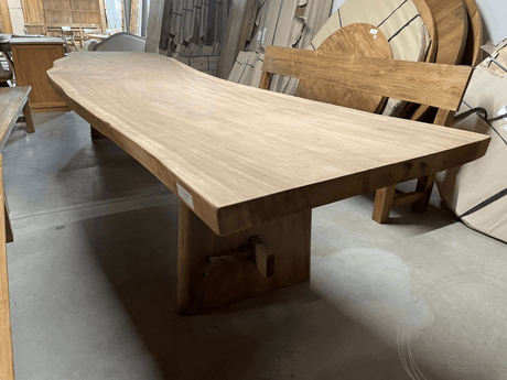 Baumstammtisch aus Suarholz 4 Meter - Souren Furniture (CH)