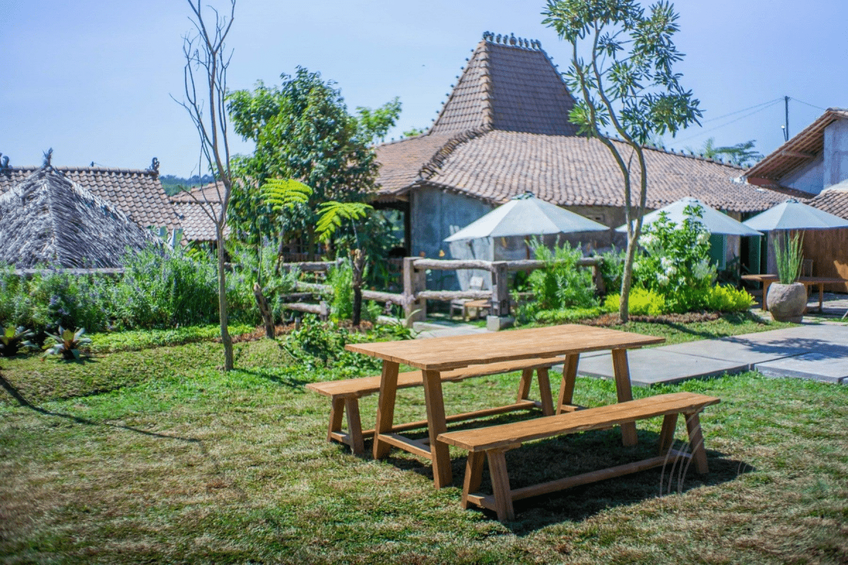 Teak Gartentisch Java 200 x 100 + 2 Teak Gartenbänke Java 200
