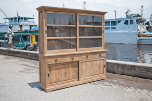Teak vitrinekast 200cm - Souren Meubels