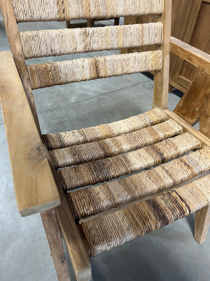 Teak A-Rahmen-Stuhl mit Armlehnen - 60x60x77cm