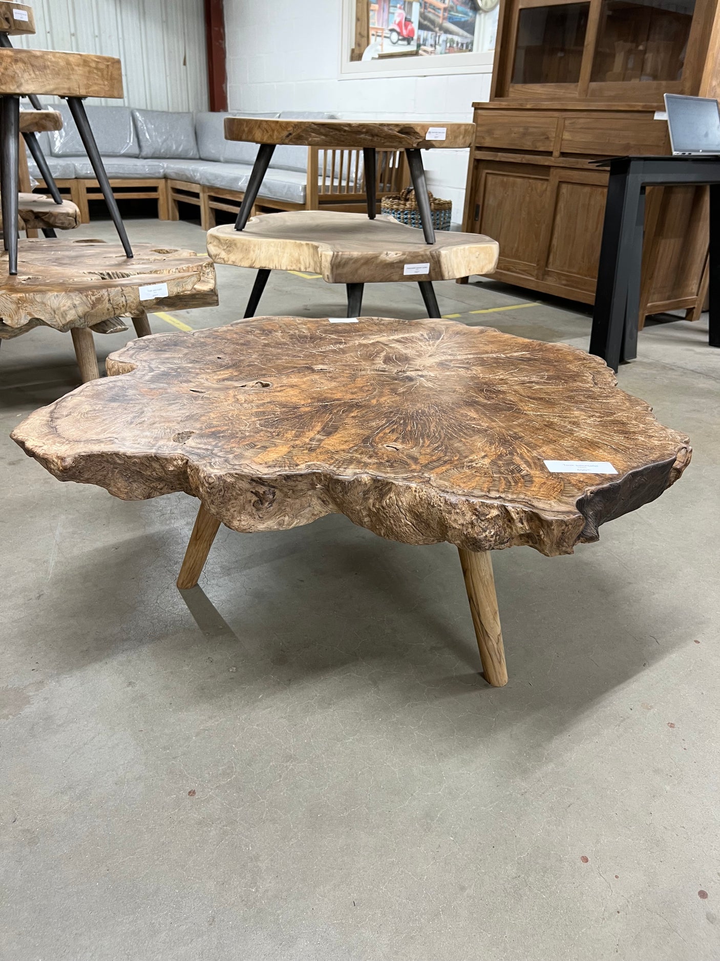 Teak-Wurzel-Couchtisch 100cm Durchmesser - 100x100x40cm