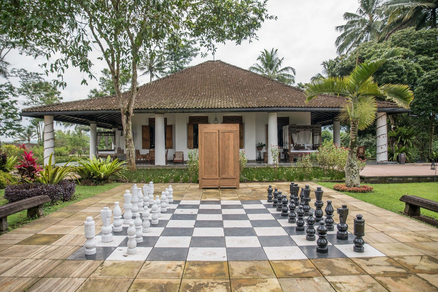 Teak kast 130cm - Souren Meubels