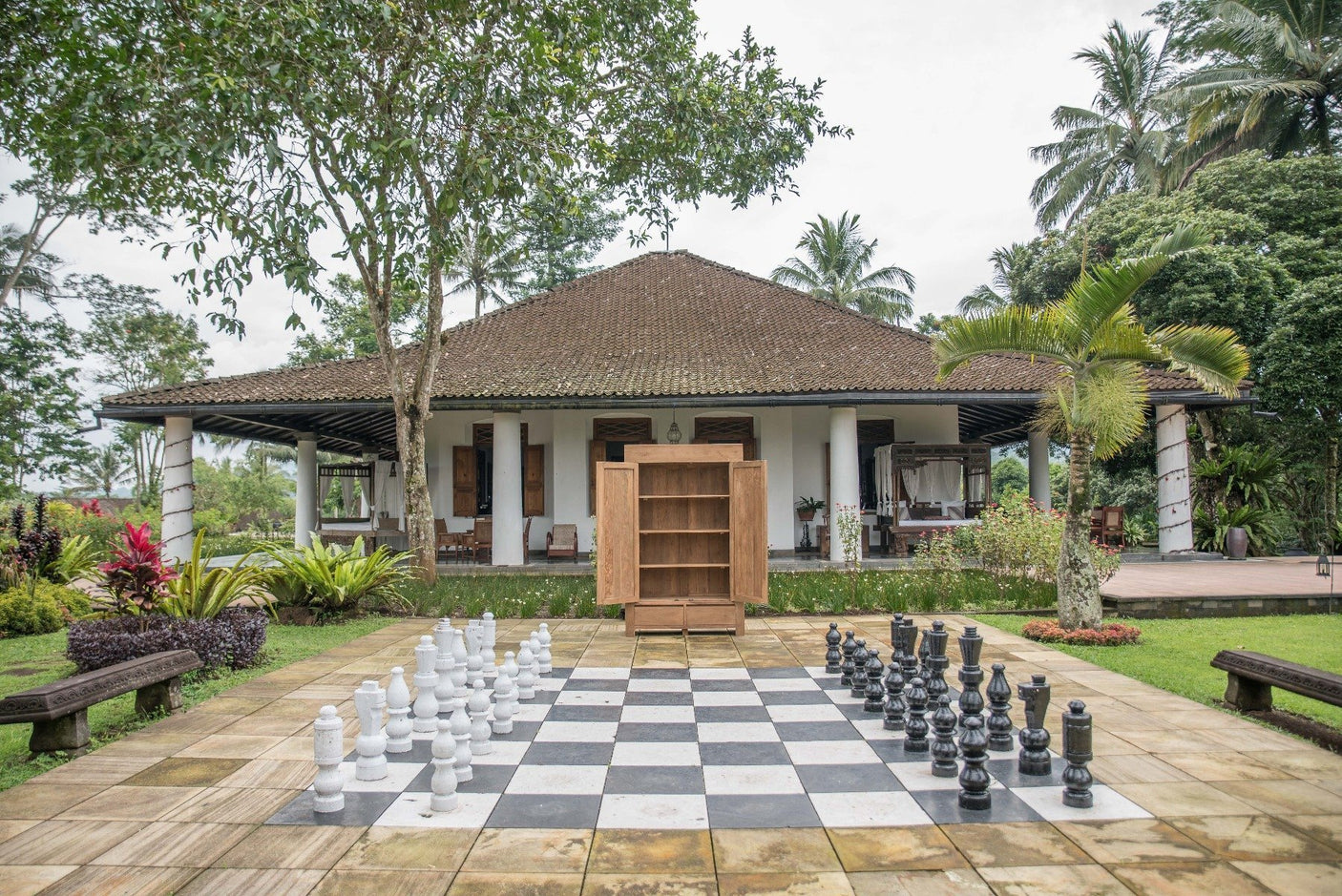 Teak kast 130cm - Souren Meubels