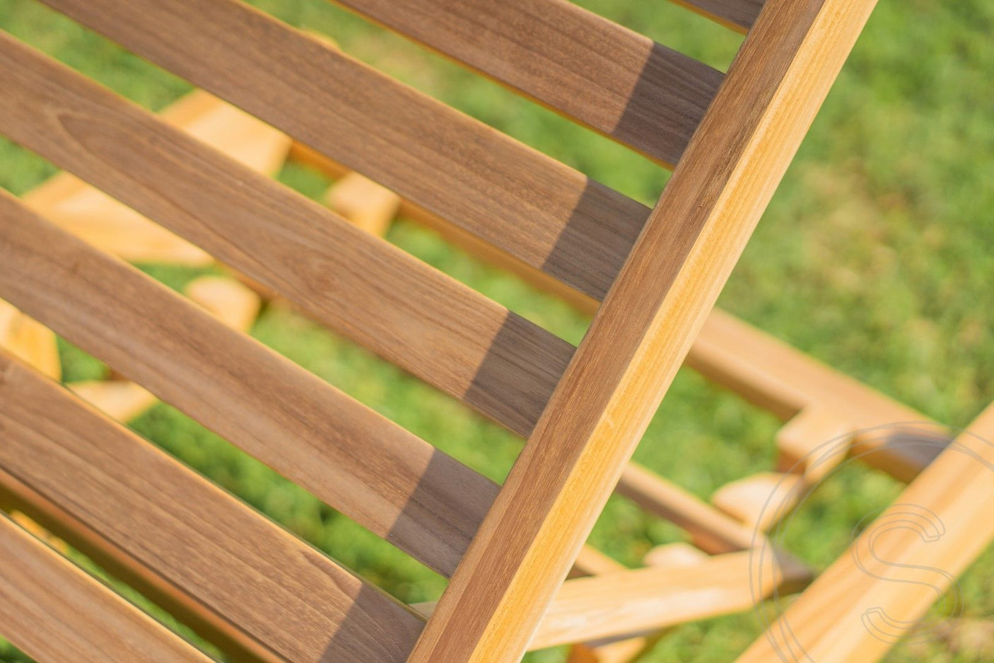 Teak Liege mit Rollen