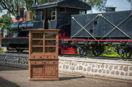 Teak vitrinekast 130cm oud hout - Souren Meubels