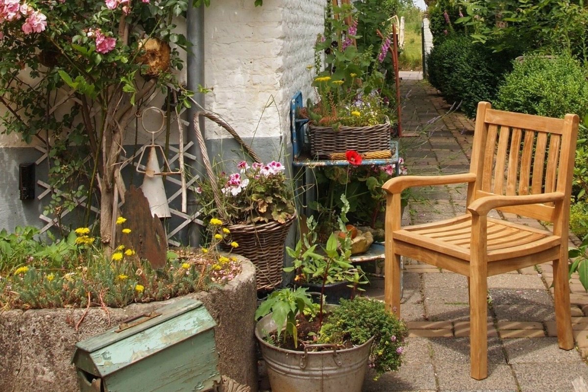 Teakholz Gartenstuhl Beaufort - Souren Furniture (CH)