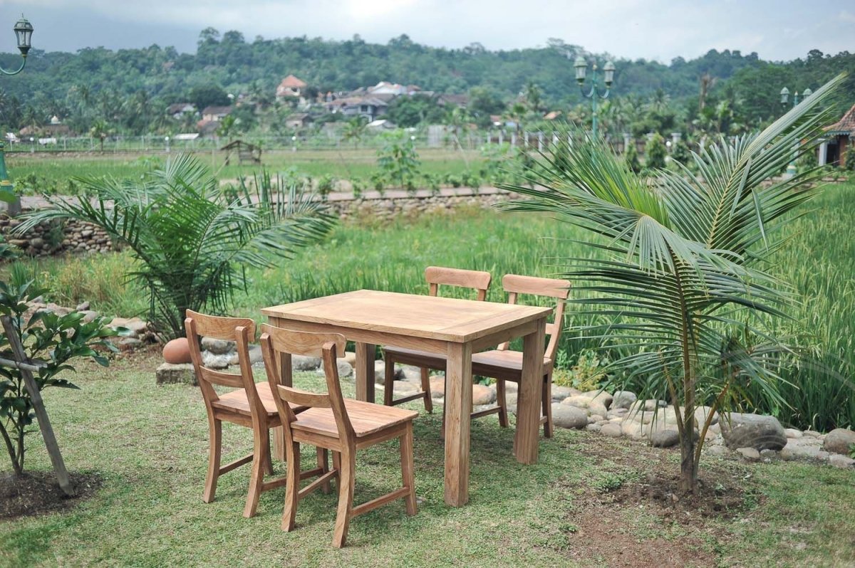 Teakholz Gartentisch 120 x 80 cm - Souren Furniture (CH)