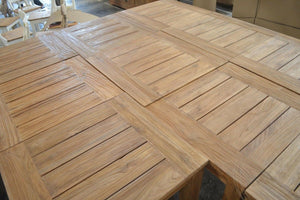Teakholz Gartentisch 90 x 90 cm - Souren Furniture (CH)