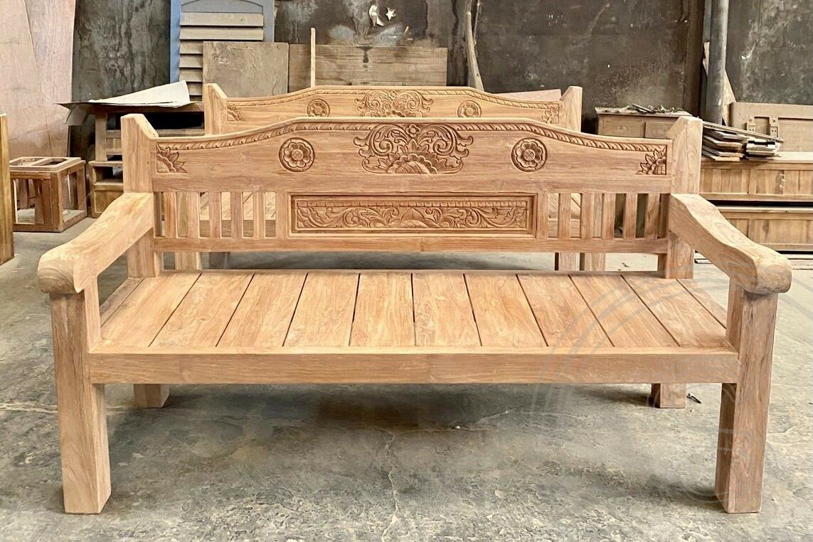 Teakholz Lounge Bank mit Schnitzerei 200cm - Souren Furniture (CH)