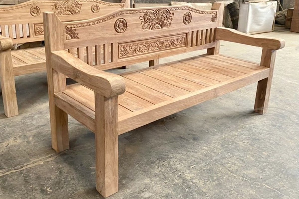 Teakholz Lounge Bank mit Schnitzerei 200cm - Souren Furniture (CH)