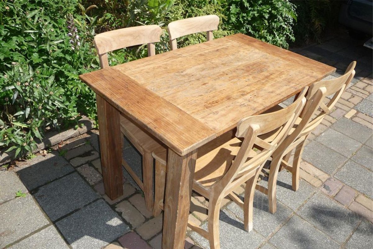 Teakholz Tisch 120 x 80 cm Altholz - Souren Furniture (CH)