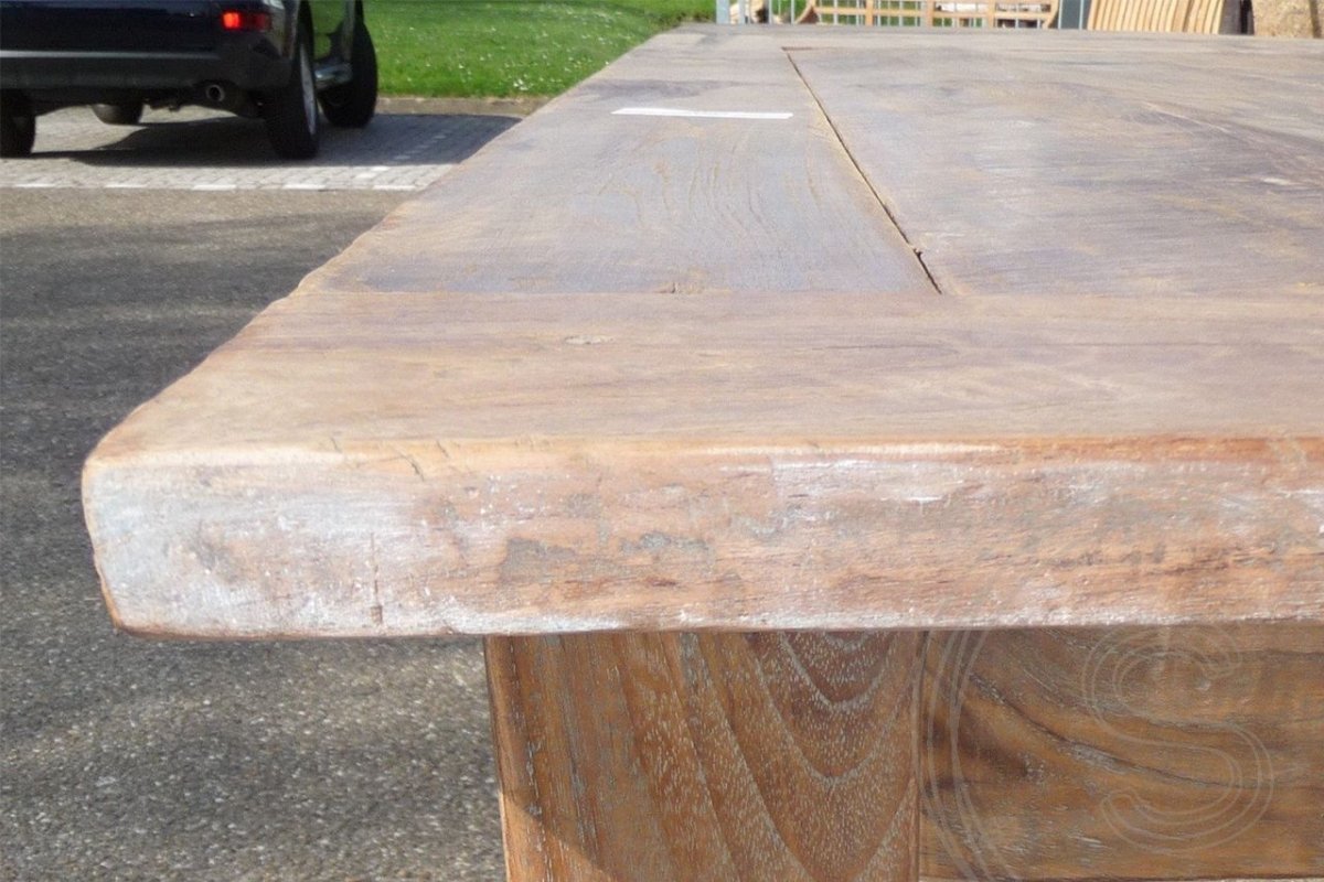 Teakholz Tisch 400 x 100 cm Altholz - Souren Furniture (CH)