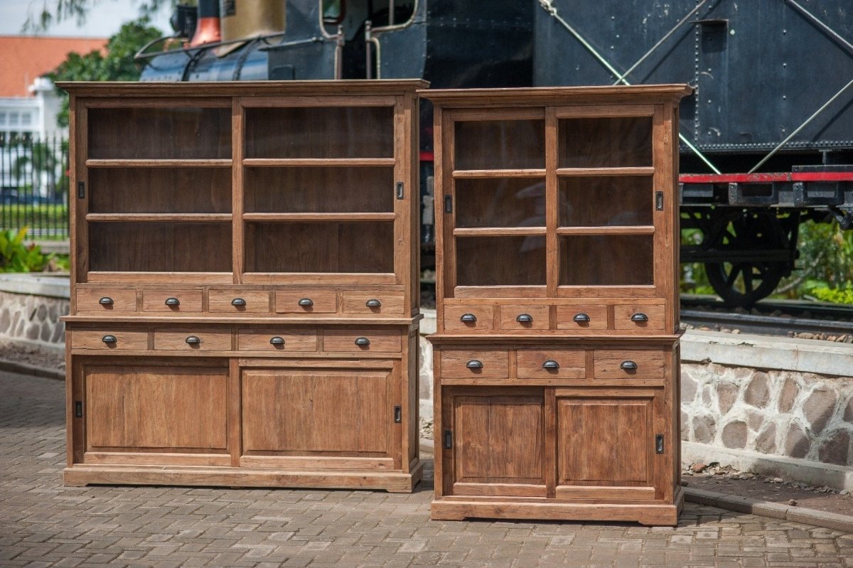 Teakholz Vitrinenschrank 130 cm Altholz - Souren Furniture (CH)